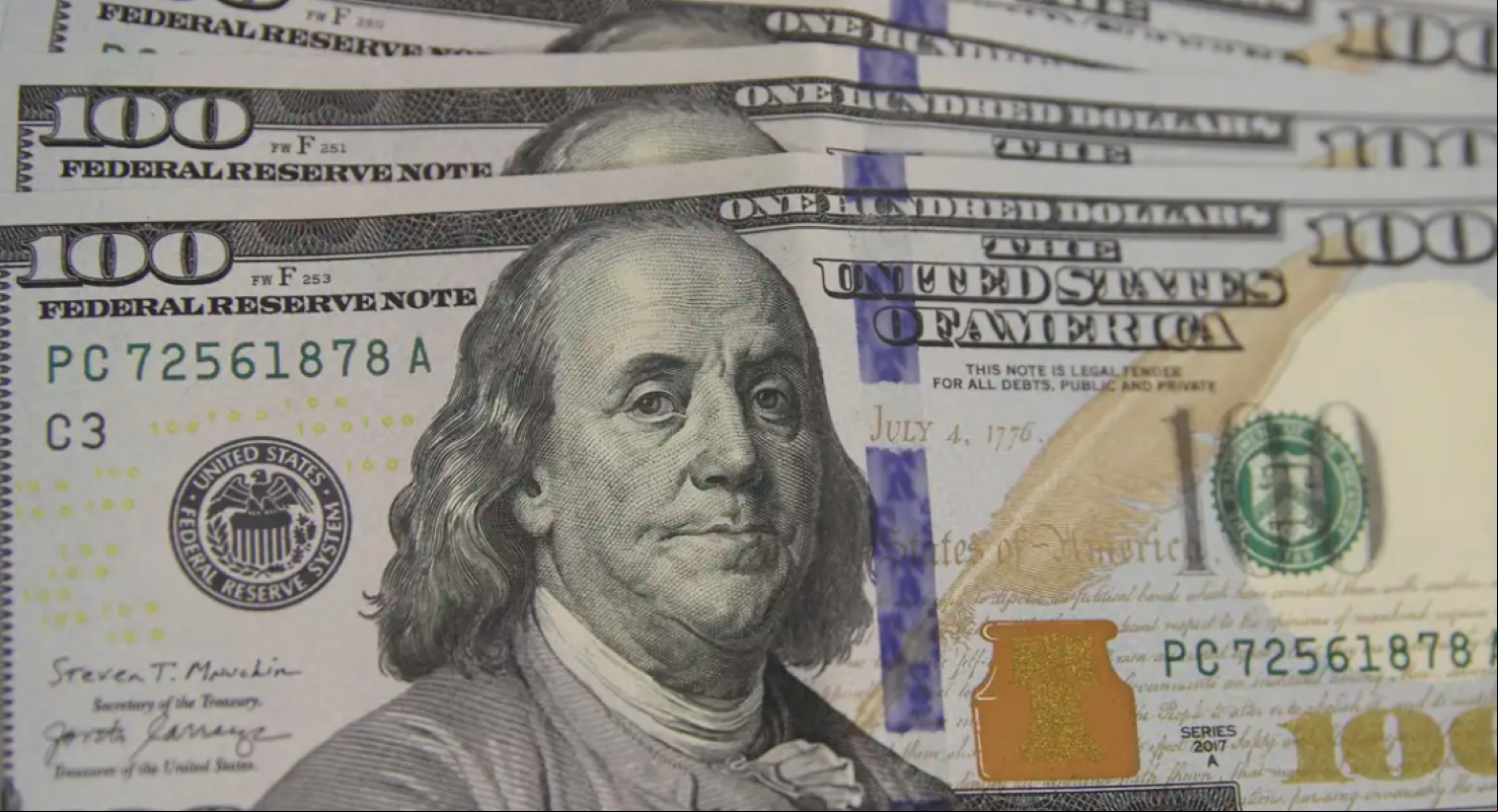 A cotação chegou a R$ 5,58 nos primeiros minutos de negociação, mas ou a despencar após a abertura dos mercados norte-americanos