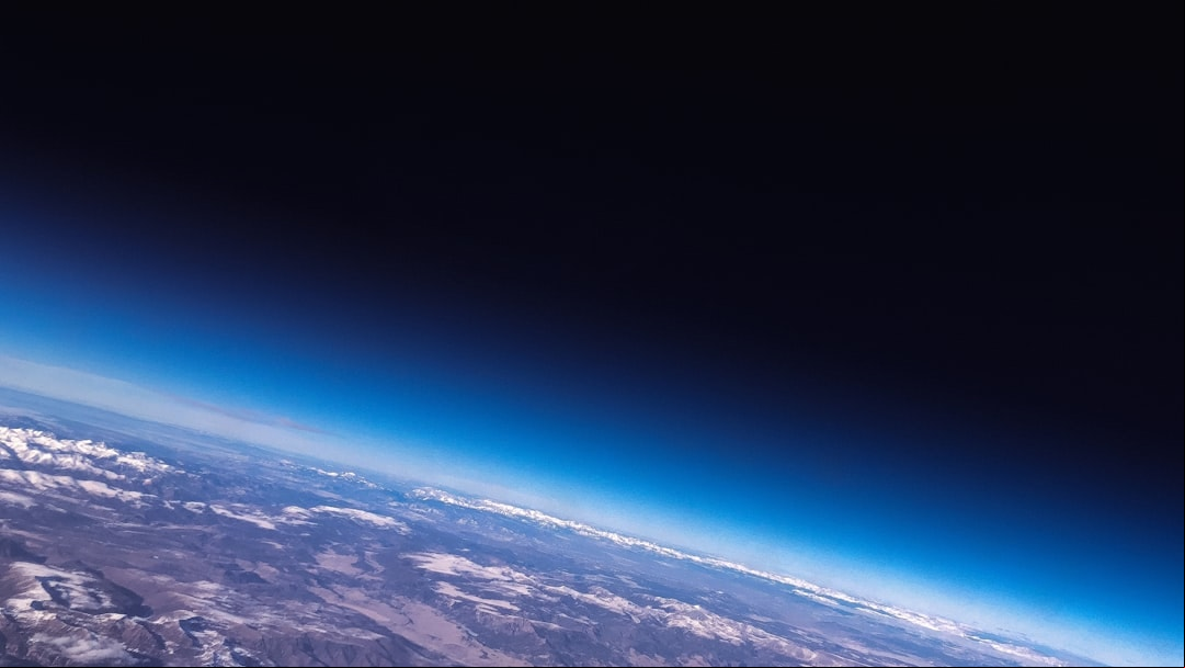 Planeta em alerta: Terra atinge maior nível de CO₂ em milhões de anos, dizem cientista