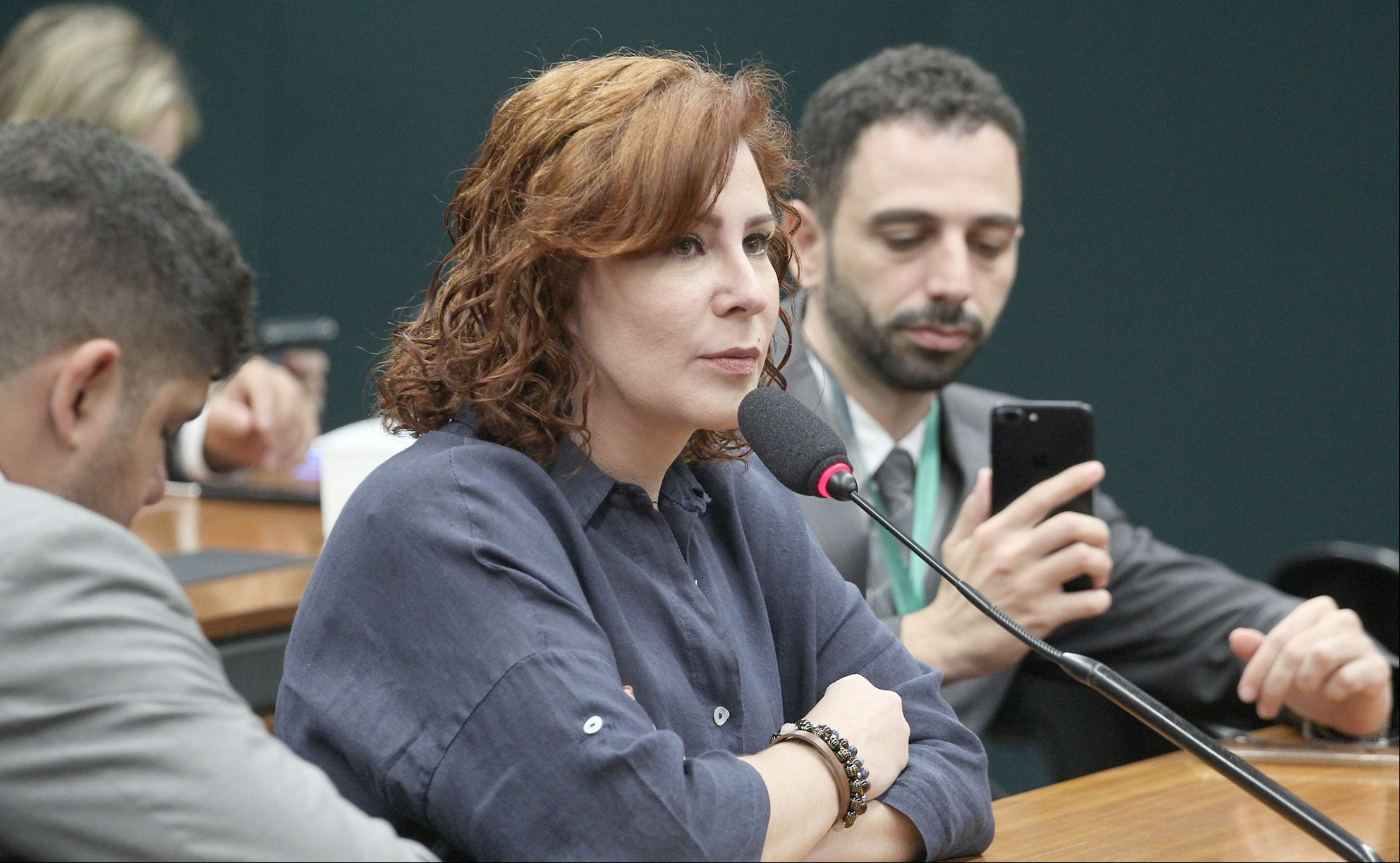 Ministro Alexandre de Moraes, do STF, decretou prisão definitiva da deputada federal Carla Zambelli (PL-SP) e pediu extradição da Itália
