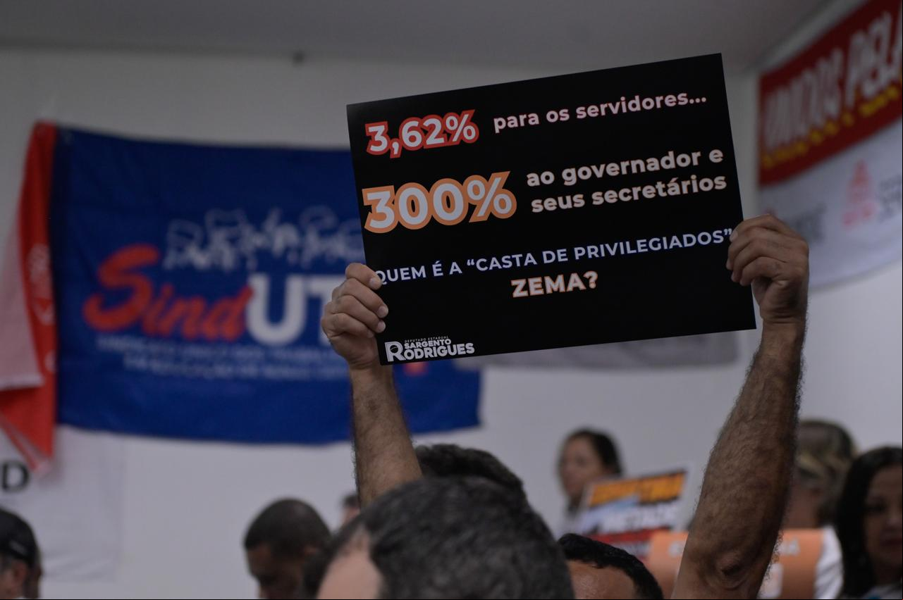 Projeto de reajuste dos servidores recebe 53 emendas e vai voltar às comissões antes de ir a plenário